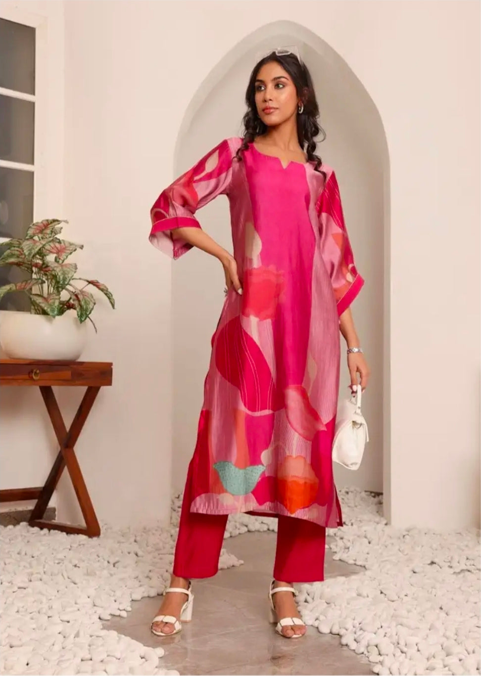 MeeSri Women Chanderi Fuchsia Pink Straight Kurta
